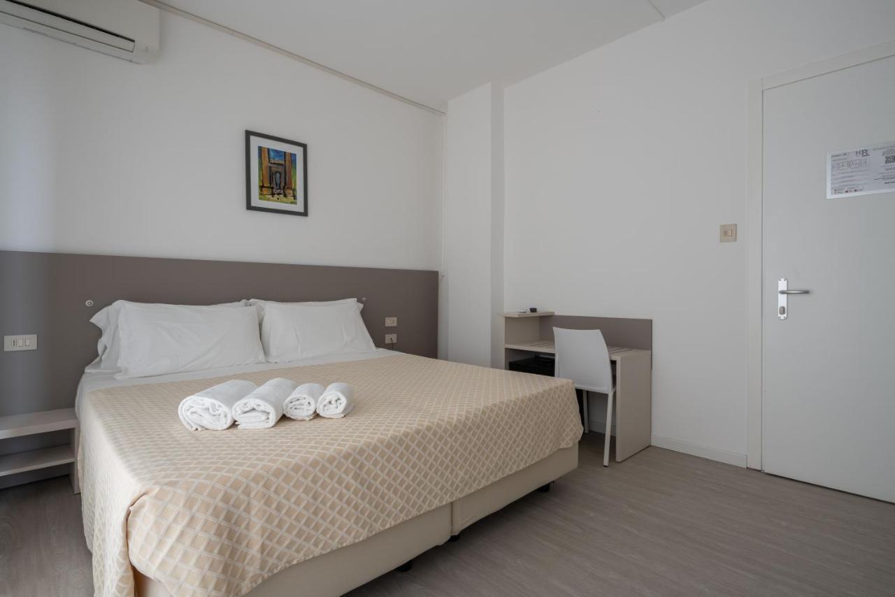 Hotel Boston 3 Stelle Superior Frontemare Lido di Jesolo Exteriör bild