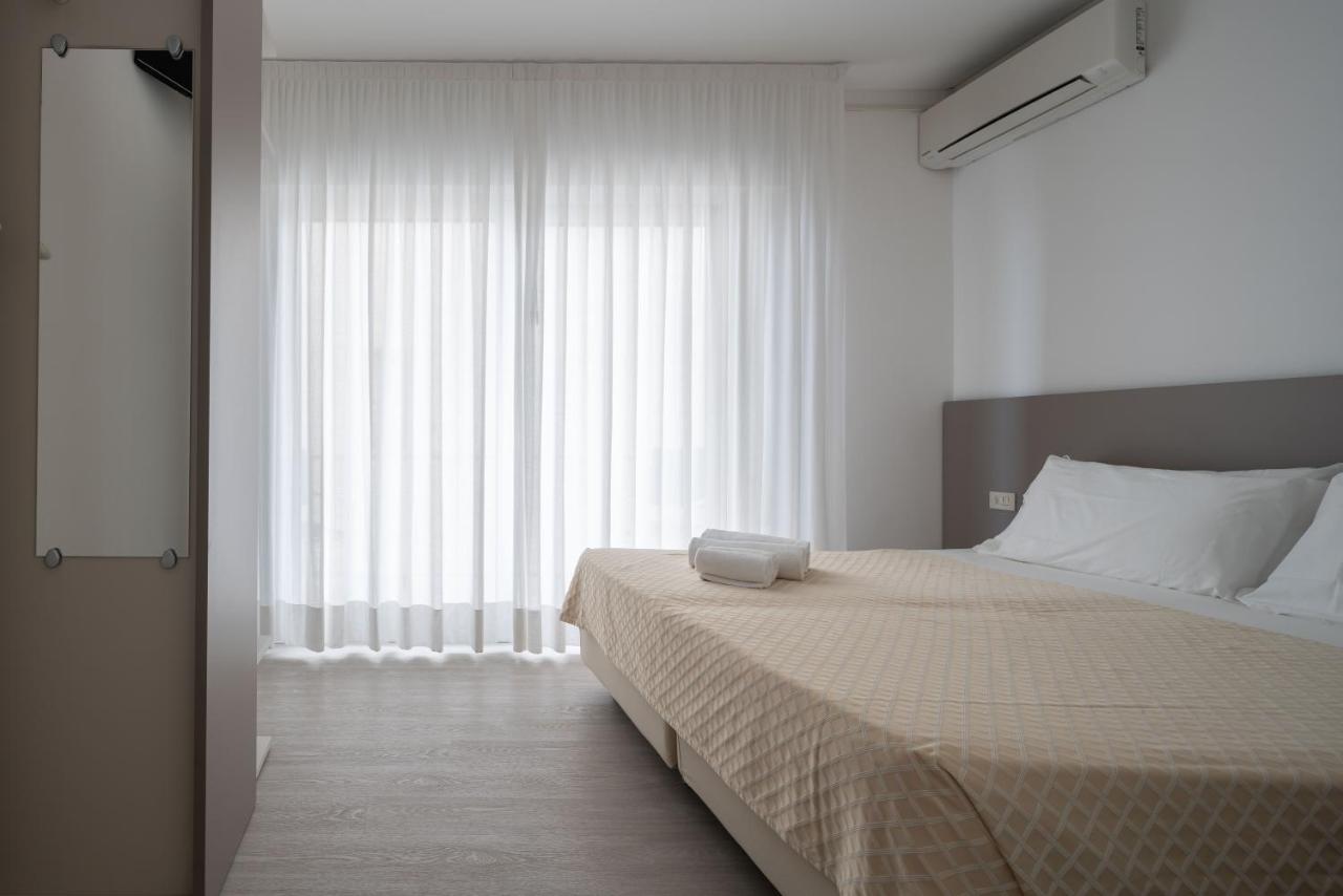 Hotel Boston 3 Stelle Superior Frontemare Lido di Jesolo Exteriör bild
