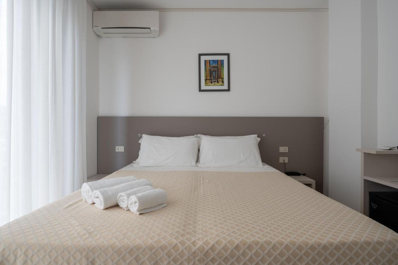 Hotel Boston 3 Stelle Superior Frontemare Lido di Jesolo Exteriör bild