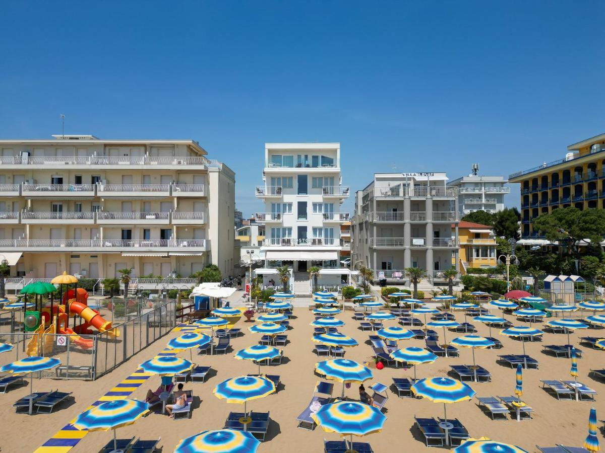 Hotel Boston 3 Stelle Superior Frontemare Lido di Jesolo Exteriör bild
