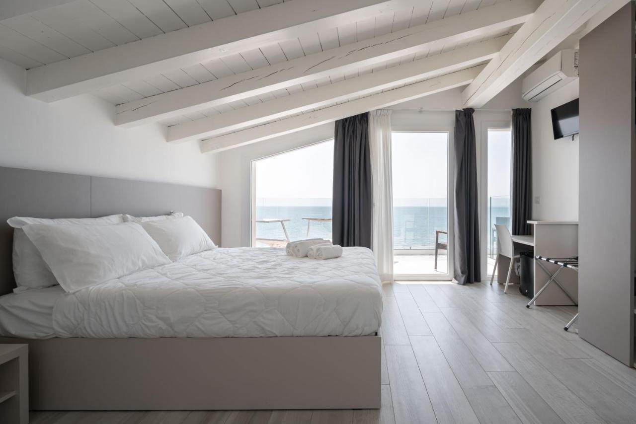 Hotel Boston 3 Stelle Superior Frontemare Lido di Jesolo Exteriör bild