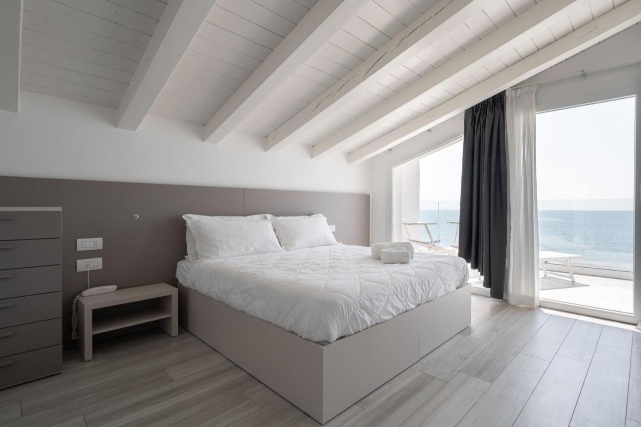Hotel Boston 3 Stelle Superior Frontemare Lido di Jesolo Exteriör bild