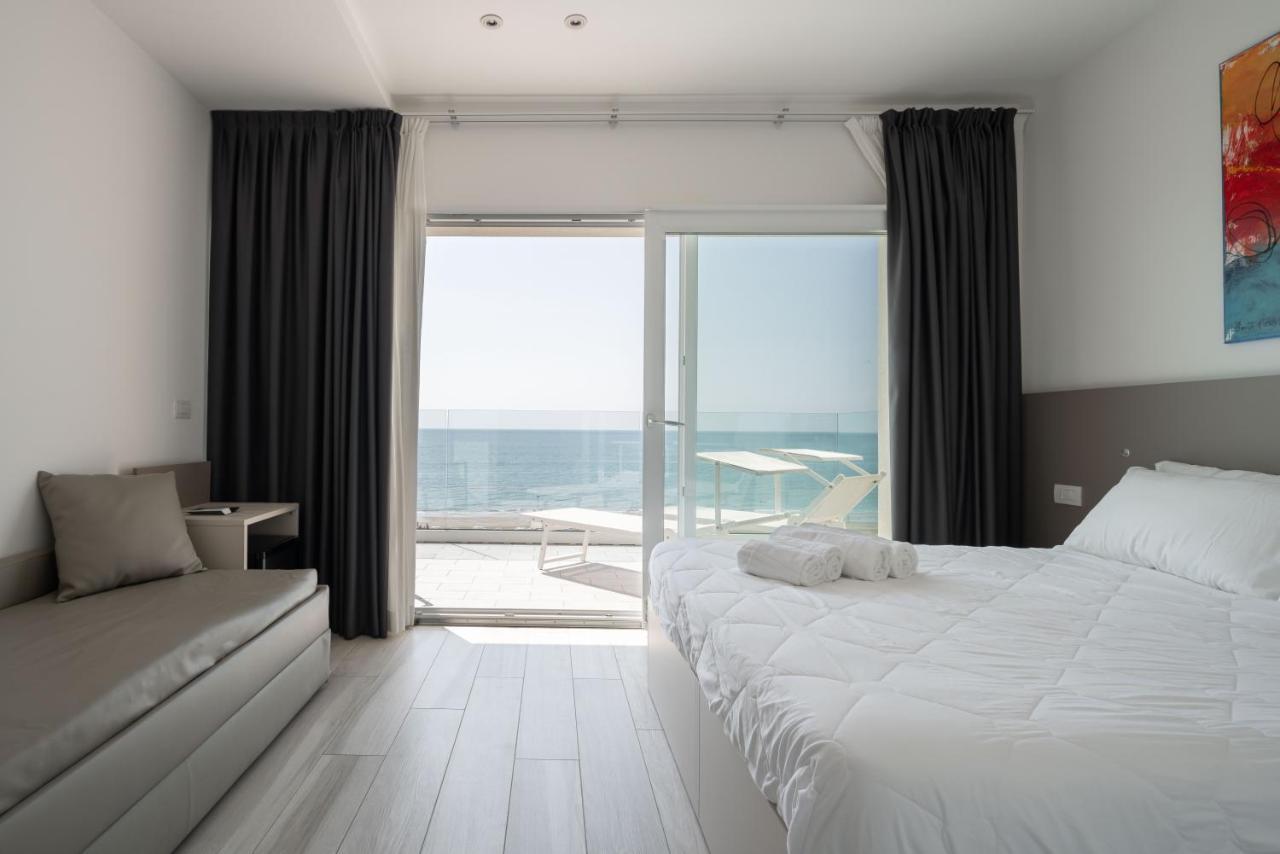 Hotel Boston 3 Stelle Superior Frontemare Lido di Jesolo Exteriör bild
